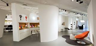 Pitaro 006 Jpg Furniture Showroom Furniture Showroom Design