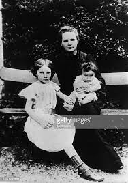 The great discovery of marie curie radium is the 88th element on the periodic table, its family group is alkaline earth metal. World S Best Marie Curie Radium Stock Pictures Photos And Images Getty Images Marie Curie Marie And Pierre Curie Maria Sklodowska Curie
