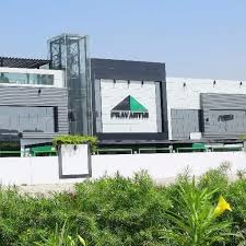Residential general building construction contractors near m from www.23hq.com. Pravarthi Building Contracting Llc In Uae Dubai Buildeey