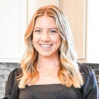 Taylor Malloy's Instagram, Twitter & Facebook