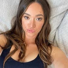 Aleshia Kelly's Instagram, Twitter & Facebook