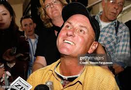 3,885 Mark Inglis Photos & High Res Pictures