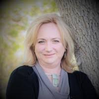 40+ "Ellen Graves" profiles