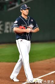 Nc는 fa 신분인 이용찬과 계약 기간 3+1년, 최대 27억 원에 계약했다고 20일 발표했다. Jxzzpkmqmg4mnm