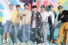 Kim nam joon (김남준) position: Bts Dynamite Music Video Tops 1 Billion Views On Youtube