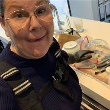 I trained hard to prepare for that 7 foot kitten... I swam, ran with  Tootsie, wore weight vests & worked with my trainer Pete in the months  leading up to the show...