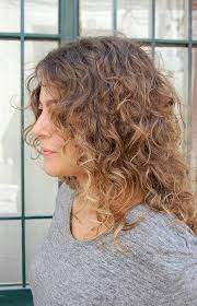 Romantic Long Curly Ombre Hair For Women 2013 Hairstyles For Women Hairstyles Weekly Curly Hair Styles Long Hair Styles Long Curly Haircuts