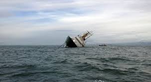 7 anak buah kapal (abk) km multi prima 1 yang tenggelam di selat bali belum ditemukan. Perahu Wisata Tenggelam Di Selat Bali Okezone News