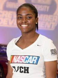 Brehanna Daniels goes from women's basketball to NASCAR pit crew