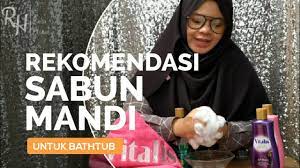 Meskipun merk byout skincare ini bisa dikatakan bukan merk besar, tapi untuk penjualan online ternyata memiliki angka penjualan yang cukup bagus yang berarti cukup dipercaya oleh konsumen. Rekomendasi Sabun Mandi Bathub Busa Melimpah Vitalis Youtube