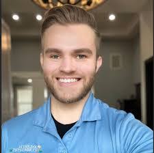 Jessica Vaught's Instagram, Twitter & Facebook