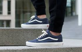 Large range of styles including classics, black, white leather & more. Men Canvas Vans Old Skool Shoes Rs 1000 Pair Kunals Fashion Factory Id 21167272655