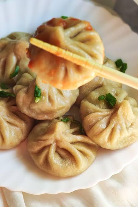 Veg momos recipe- Vegetable momos - How to make veg momos