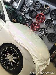 丰田锐志18寸轮毂配套235 45r18車身改色膜白變紫 懂车帝 articles