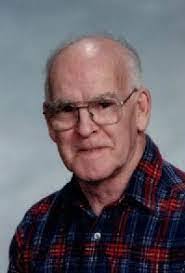 Shay Markham's Instagram, Twitter & Facebook