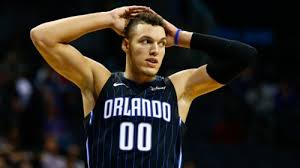 Gordon's dunk contest performance will ultimately be remembered for his final attempt — an impromptu slam over fall that the judges shamefully scored as a 47, which was one point below. Aaron Gordon Will Miss Nba Slam Dunk Contest Orlando Magic Jersey 1744759 Hd Wallpaper Backgrounds Download