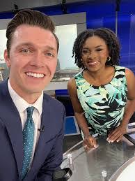 Lauren Michelson's Instagram, Twitter & Facebook