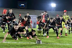 La mejor manera de vivir todos los partidos de la fecha como si estuvieras en la cancha con el relato de los partidos, móviles en todos los estadios con la previa y el post, los goles, las voces de los. Is2kg Qv1nskzm