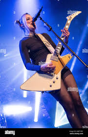 Lzzy hale hi-res stock photography and images - Alamy