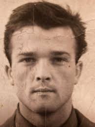 Prva objava nije dala rezultat ali ne odustajem i dalje tražim Simović  Milana služili u Gnjilanima 89/90 ako netko nešto zna pomozite