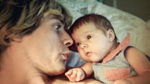 She is known for her work on кобейн: Kurt Cobain With His Daughter Frances Bean Cobain In 1992 Aww