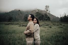 Tiket masuknya juga relatif tempat wisata di bandung menawarkan berbagai atraksi dan aktivitas menarik. Prewedding Eva Hendy 73photoworks Vendor Wedding Photography Jakarta