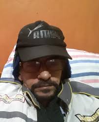 BITS AND ROBS *** Robert Pattinson: “To be honest, for us actors, the  hardest thing is that when you look at a green screen and pretend to  imagine something else, pretend