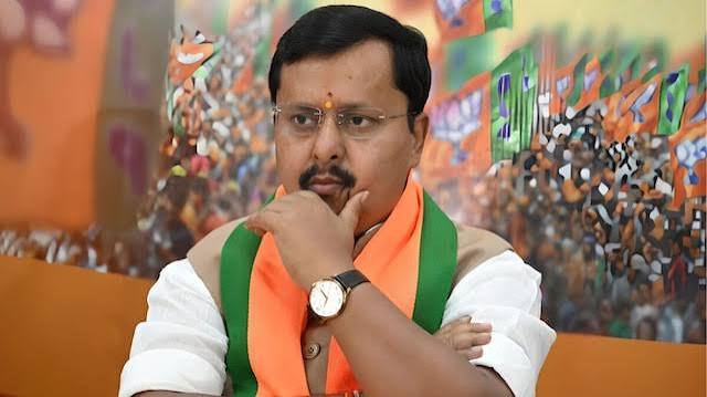 BJP की नई राष्ट्रीय टीम में यूपी का दबदबा रहेगा? इन 7 चेहरों को मिल सकती है जगह, किन 3 बड़े नेताओं के बाहर होने की चर्चा