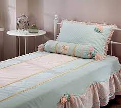 bed covering panosundaki pin