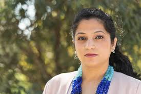 Newly-arrived refugee and migrant women face many barriers to economic  participation and security. There is a lack of financial information in  their first language, they often have difficulties accessing interpreter  services, cultural