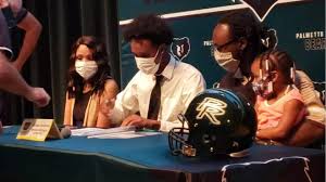 Good footwork and leverage in the run game. Palmetto Ridge Kamonte Grimes Signs Nebraska Dieudonne To W Michigan