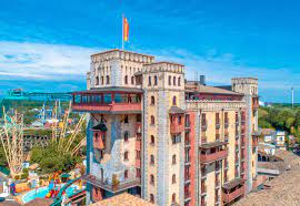 Rooms feature warm, rustic décor and modern facilities such as cable tv, hairdryers, and air conditioning. Hotel Castillo Alcazar Wir Haben Geoffnet Bit Ly Hotel Buchungsubersicht Ps In Unseren Hotels Hast Du Eine 100 Ticketgarantie Facebook