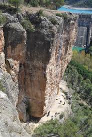Muere Una Escaladora Por Una Caida De Piedras Mientras Aseguraba A Su Companero Desnivel Com