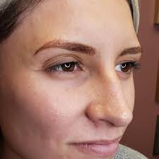 Trendy and model esq? Yessss please! Brows to fit your style, your face.  Brows × Ceci The Beauty Bar of Terre Haute #browsbyCeci #CeciandCo  #theBeautyBar #microblading #browbar #loveyourselfie #thatarchtho  #browgoals #terrehautebrows #indybrows #