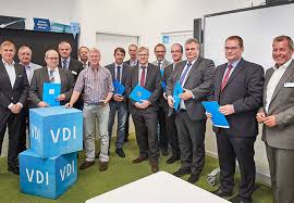 Your strategic partner for the automotive, steel & engineering industry. Vdi Owl Jubilarehrung 2017 Gast Bei Benteler Automotive In Paderborn Wir Wirtschaft Regional