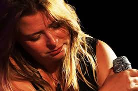 Merci à Flora Pace et Philippe Duranton d'After the Crescent pour ce  magnifique concert de Jazz organisé sur les chapeaux de roues afin de  remplacer Sacha Boutros (cas de force majeure). Quelle