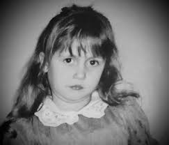 everyoneUPDATE A few of you guessed the miserable baby face 😂 and the  misserable baby is ME aww my poor mam, imagine having to wake up to that  gob every morning 😂🤣😂🤣and