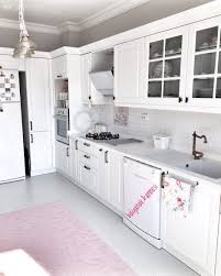 Beyaz Mutfak Dolaplari 1000 Beyaz Mutfak Modeli Ev Gezmesi Beyaz Mutfaklar Beyaz Mutfak Dolaplari Luks Mutfaklar