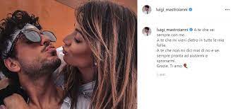 La nuova fiamma dell'ex tronista di uomini e donne si chiama anna scuderi ed è una donna che non appartiene al mondo dello spettacolo.la nuova fiamma dell'ex tronista di uomini e donne si chia. T4emzilxdtlvqm