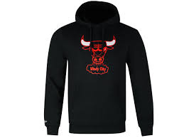 Suit up and show love for your favorite nba squad with official chicago bulls jerseys and gear from nike.com. Mitchell Ness Team Logo Hoody Chicago Bulls Hoodie Black Czarny Czerwony Mens Mitchell Ness Kicks Sport A Trusted Supplier Of Branded Sports Footwear
