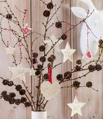 Articles de déco dans la catégorie 'articles déco noël' chez decowoerner. Deco Noel Avec Des Branches De Bois Inspiration Photos Cote Maison