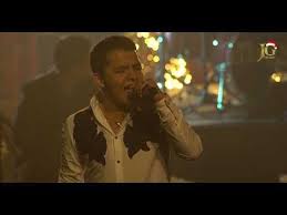 Christian Nodal Quien Es Usted Lluvia De Luces Jg Music Youtube Concierto Lluvia Youtube