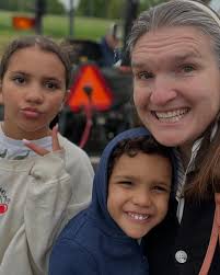 photo de Instagram de Erika Post • Apr 12, 2025 at 8:32 AM