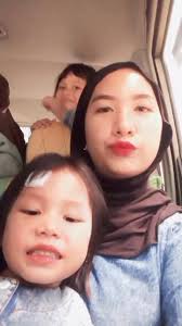 La lamo dak masak kangkung dgn caro bumbu nyo di tumiss biaso aku tu bumbu  nyo di iris" Bae,kali ini nyobo lg masak kangkung bumbu nyo di tumis pas  nyecep rasonyo lah