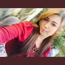 Kenal ke idok emma maembong dan cha cha maembong r. Chacha Maembong Berpakaian Seksi Di Set Pengambaran Oh My English Segalanya Bermula Di Sini