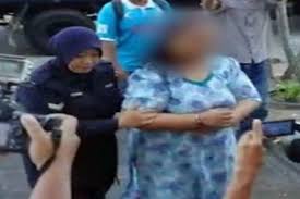 Pada selasa lalu, mahkamah majistret balik pulau membenarkan tempoh reman lelaki berusia 29 tahun itu disambung selama tujuh hari hingga 9 oktober ini bagi membantu siasatan kes pembunuhan ibunya, faridah mat hashim, 63. Pengadilan Mahkamah Pulau Pinang Dakwa Ambika Bunuh Adelina Lisao Kabar24 Bisnis Com
