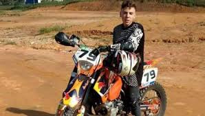 Piloto da continental airlines alerta central e morre em pleno voo. Luto Piloto Morre Apos Acidente Em Pista De Motocross Em Joinville Motomundo