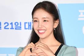 Baek A Yeon Confirmed To Be In Relationship + Responds To Marriage Reports 