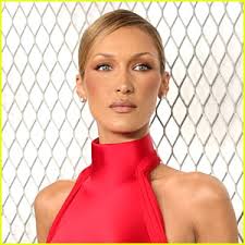 The Monkey: Elijah Wood Joins Horror Film Last Minute, Colin O'Brien Spills  Behind-The-Scenes Secrets!