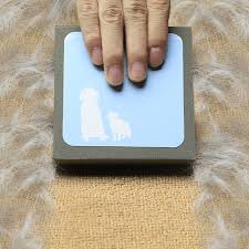 Çöp torbasını diğer kirli havlular için el altında bulundurun. Pet Sac Temizleyici Tarak Kopek Kedi Firca Pet Sac Temizleme Kopek Temizleme Fircasi Kopuk Sunger Hali Firca Ev Temizlik Sunger Firca Kopek Taraklari Aliexpress